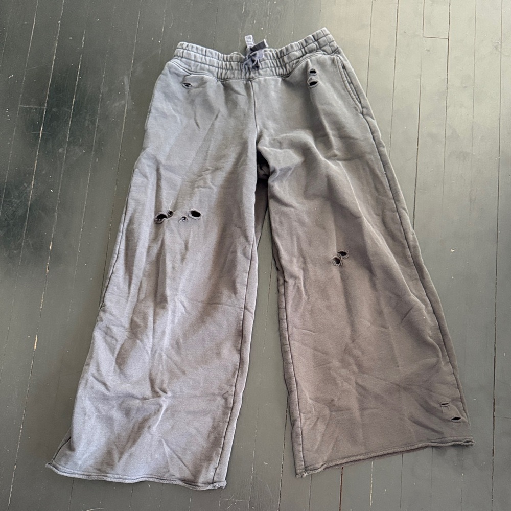 aerie Wide Leg Distressed Sweatpants in Charcoal Gray